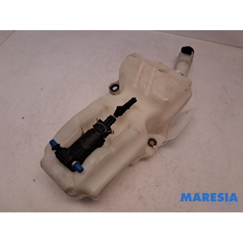 Fiat - 500 - Front windscreen washer reservoir