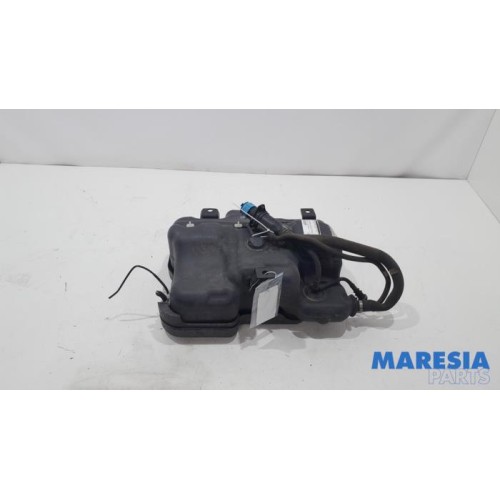 Opel - Vivaro - Adblue Tank