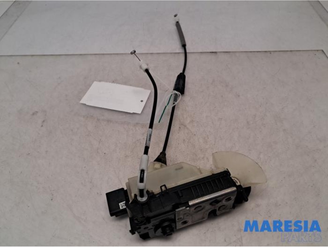 Peugeot - 208 - Door lock mechanism 4-door, front left