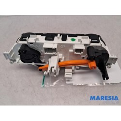 Peugeot - 208 - Panneau de commandes chauffage