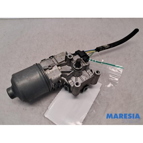 Peugeot - 208 - Front wiper motor