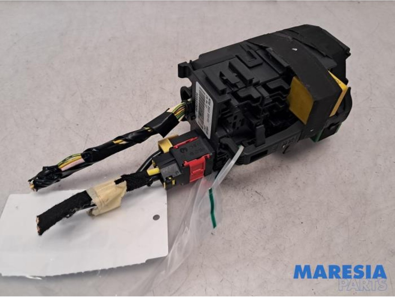 Peugeot - 208 - Fuse box