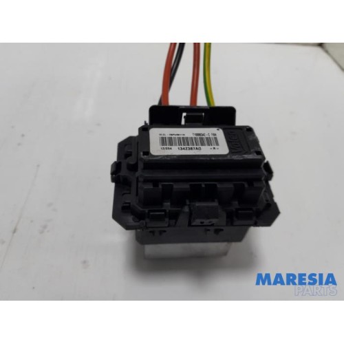 Peugeot - 208 - Heater resistor