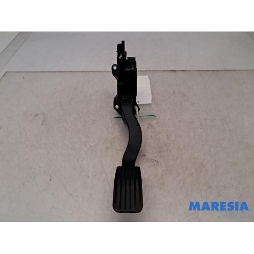 Peugeot - 208 - Accelerator pedal