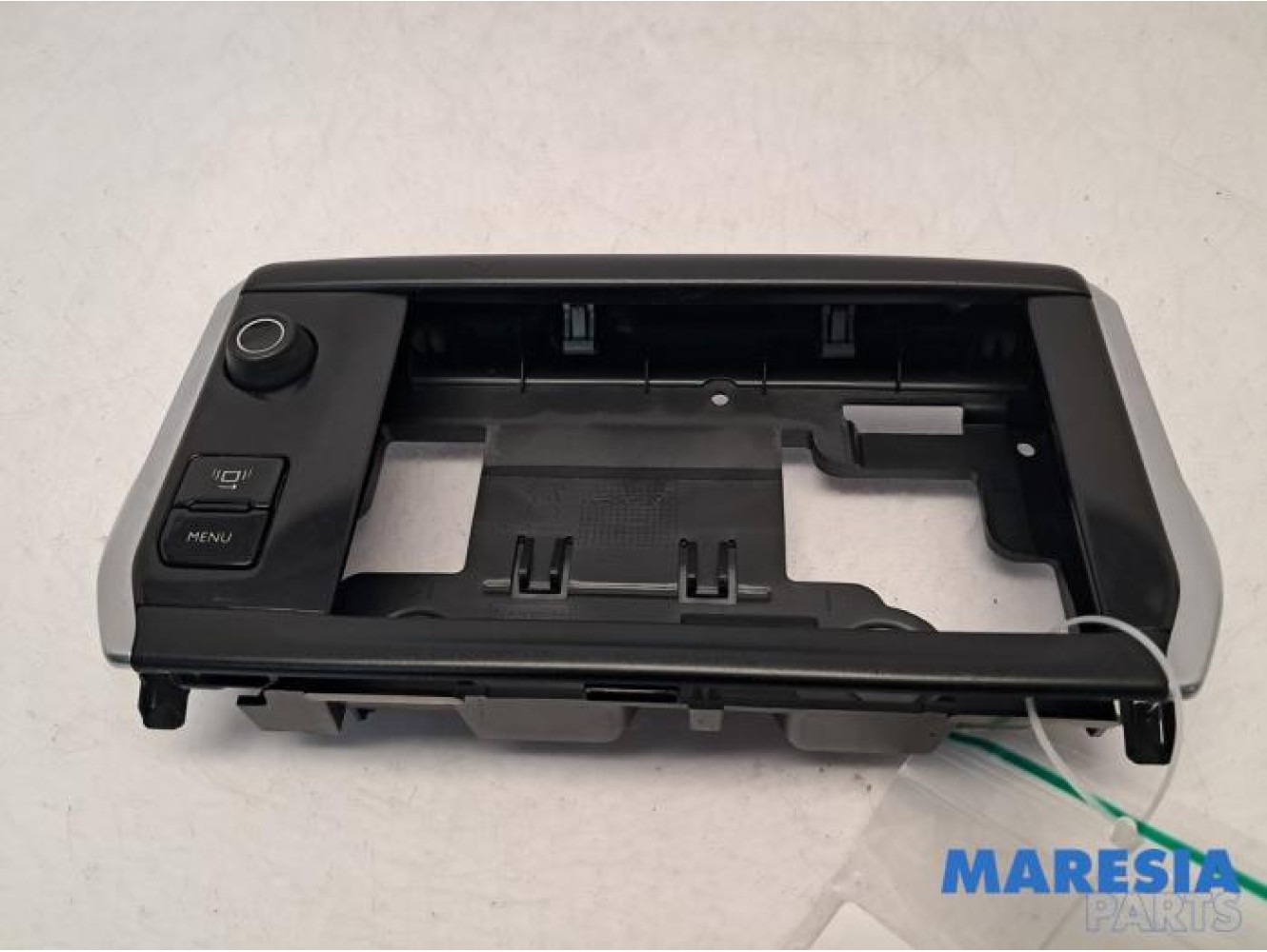 Peugeot - 208 - Radio control panel