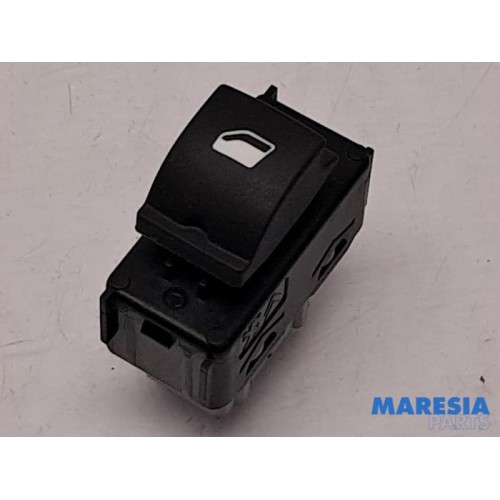 Peugeot - 208 - Electric window switch