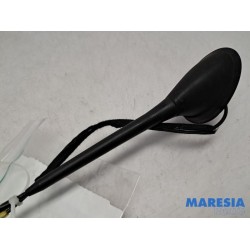 Peugeot - 208 - Antenne