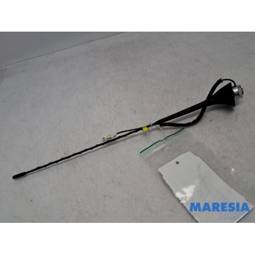 Peugeot - 208 - Antenne