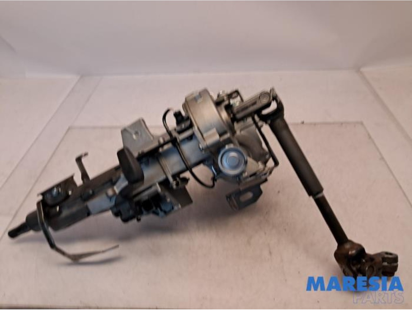 Renault - Captur - Steering column housing
