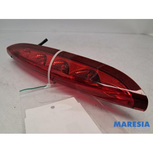 Peugeot - 208 - Third brake light
