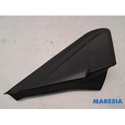 Peugeot - 208 - Protection montant A droit