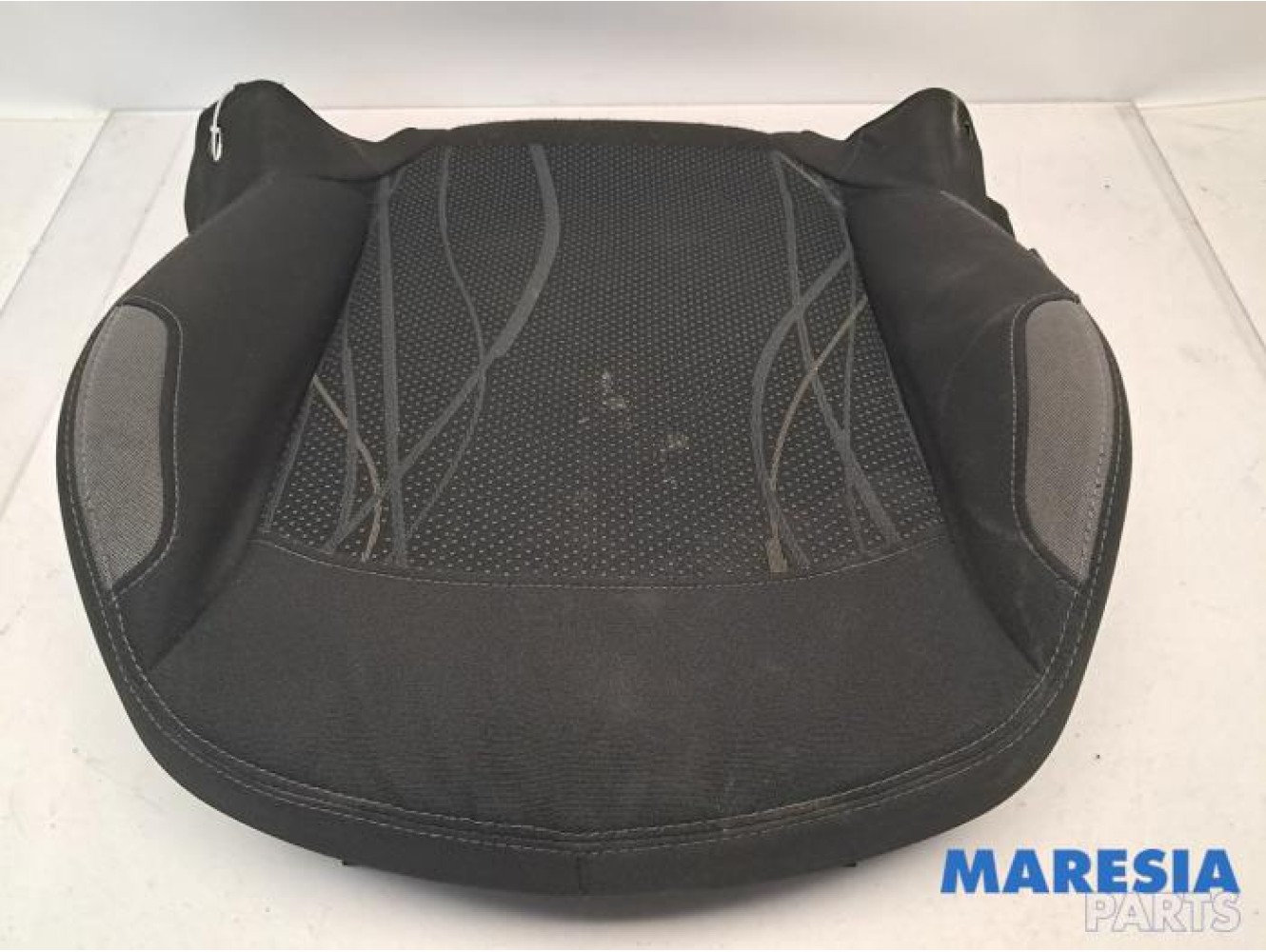 Peugeot - 208 - Seat upholstery, left