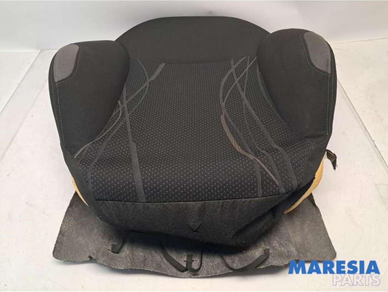 Peugeot - 208 - Seat upholstery, left