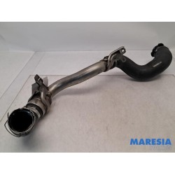Opel - Vivaro - Intercooler Buis