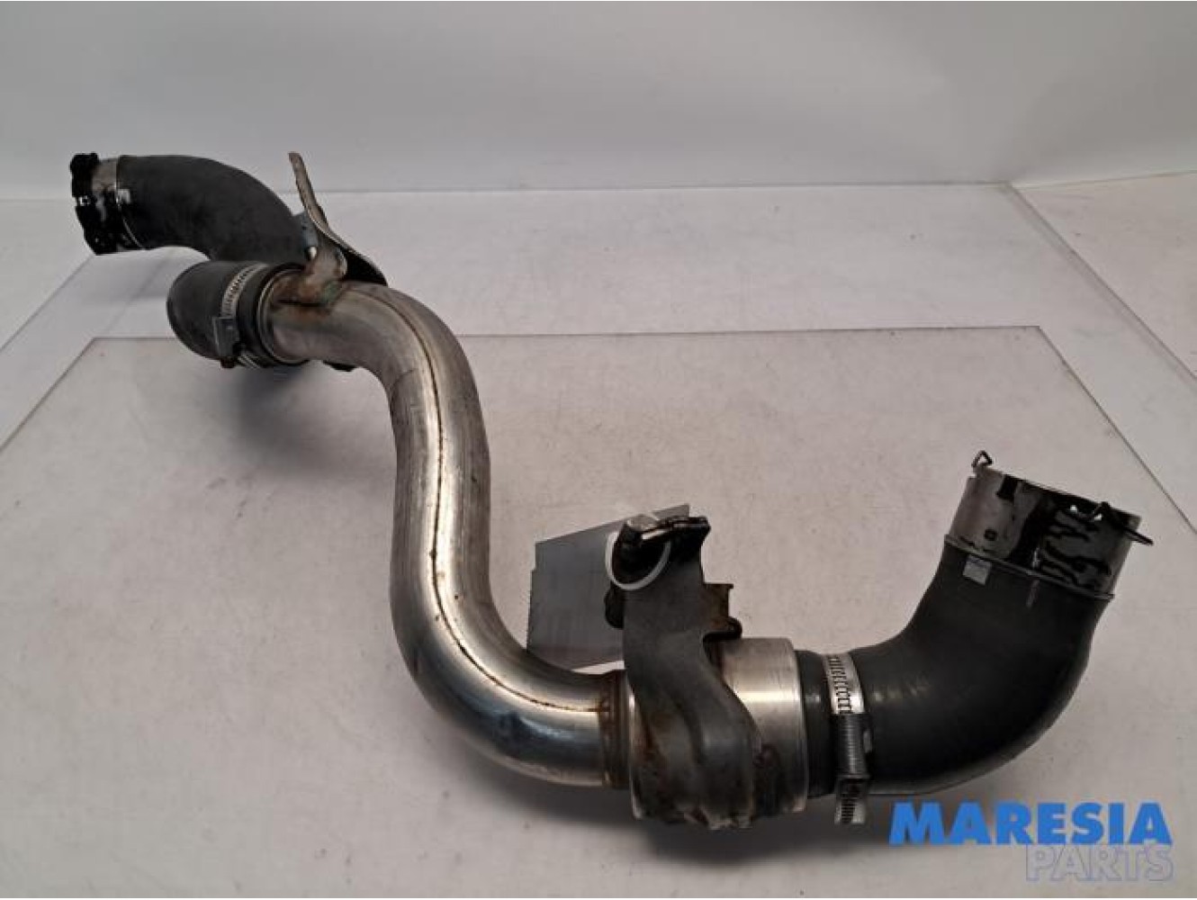 Opel - Vivaro - Intercooler Buis
