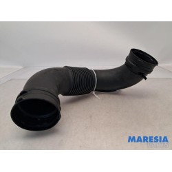 Opel - Vivaro - Air intake hose
