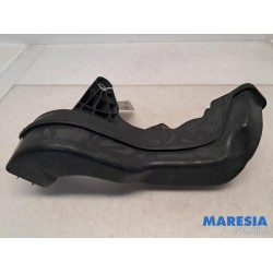 Opel - Vivaro - Air intake hose