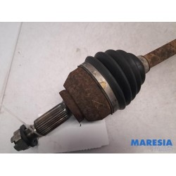 Opel - Vivaro - Aandrijfas links-voor