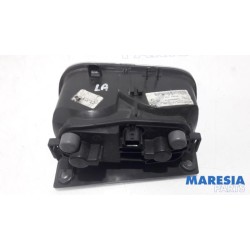 Renault - Trafic - Reversing light, left