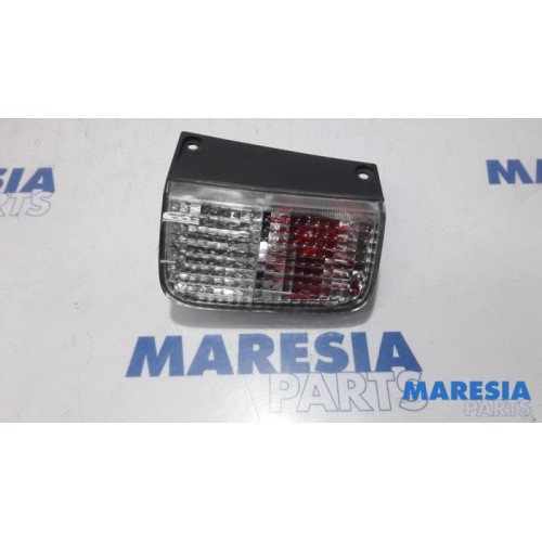 Renault - Trafic - Reversing light, left
