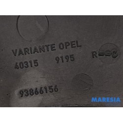 Opel - Vivaro - Enjoliveur