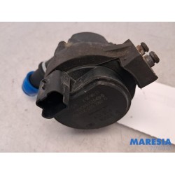 Opel - Vivaro - Additional water pump
