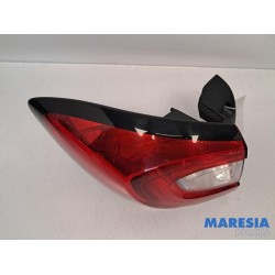 Renault - Captur - Taillight, left