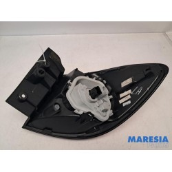 Renault - Captur - Taillight, left