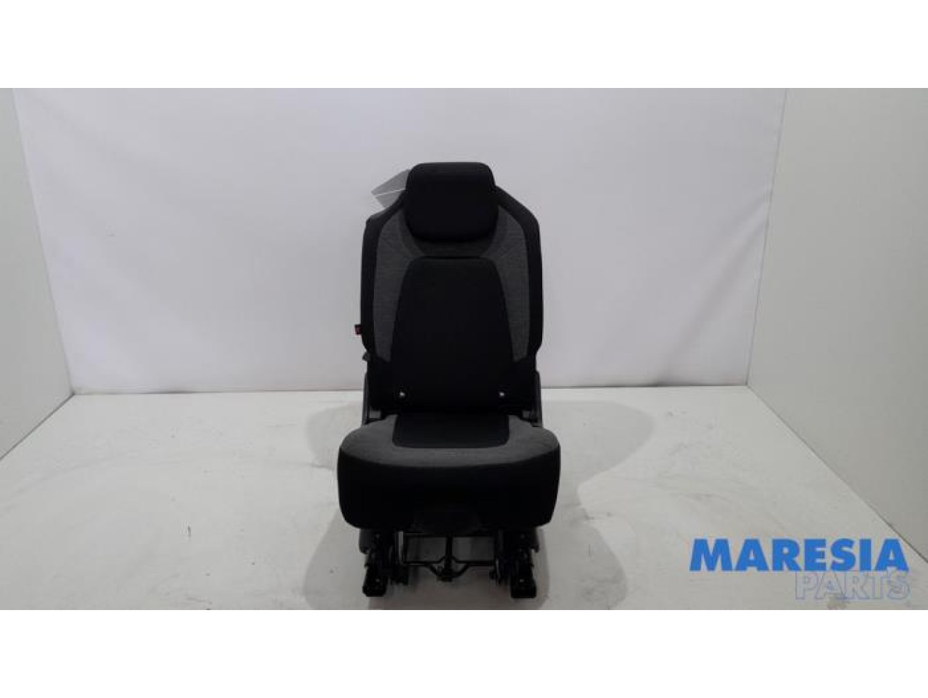 Citroen - C4 Grand Picasso - Rear seat