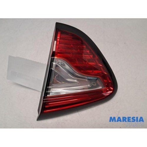Renault - Captur - Taillight, right