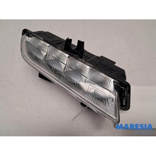 Renault - Captur - Tageslicht links