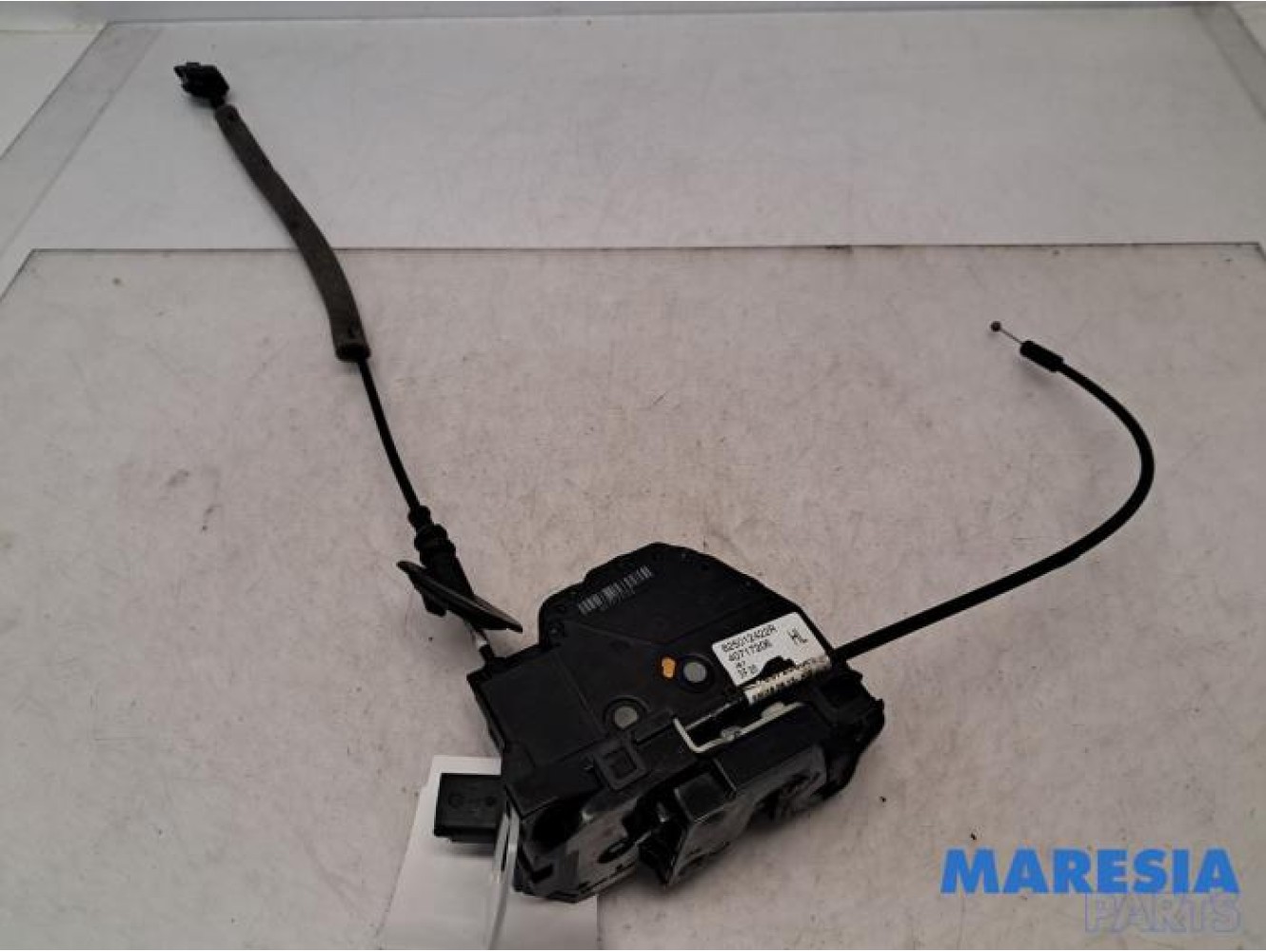 Renault - Captur - Rear door lock mechanism 4-door, left