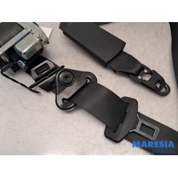 Renault - Captur - Front seatbelt, left