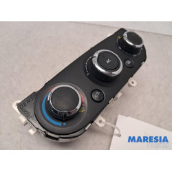 Renault - Captur - Heater control panel