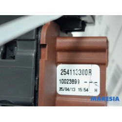 Renault - Captur - Multi-functional window switch