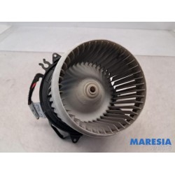 Renault - Captur - Heating and ventilation fan motor