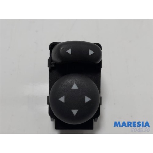 Fiat - 500 - Mirror switch