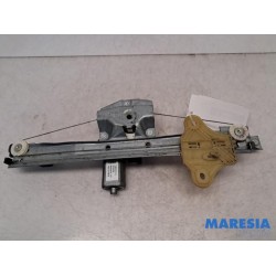 Renault - Captur - Rear door window mechanism 4-door, right