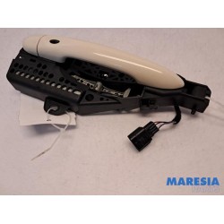 Renault - Captur - Front door handle 4-door, right