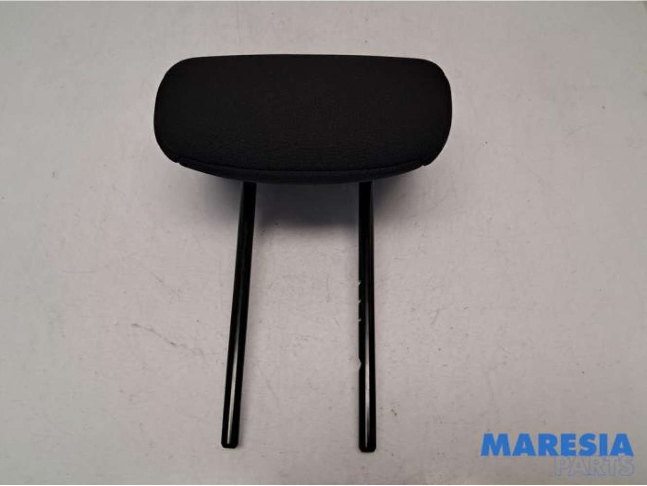 Renault - Captur - Headrest