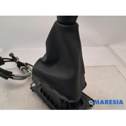 Renault - Captur - Gear stick