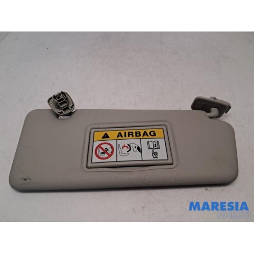 Renault - Captur - Sun visor