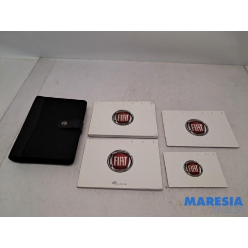 Fiat - 500 - Instruction Booklet