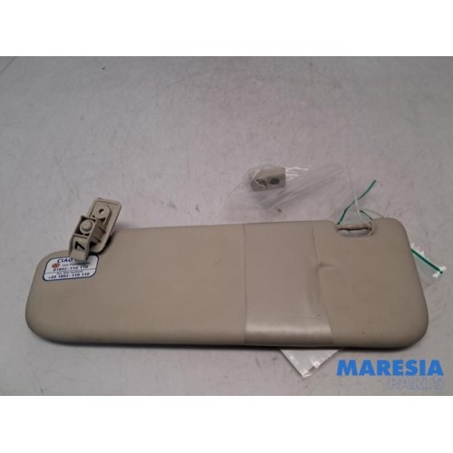 Fiat - 500 - Sun visor
