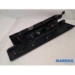 Opel - Vivaro - Taillight, right