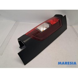 Opel - Vivaro - Taillight, left