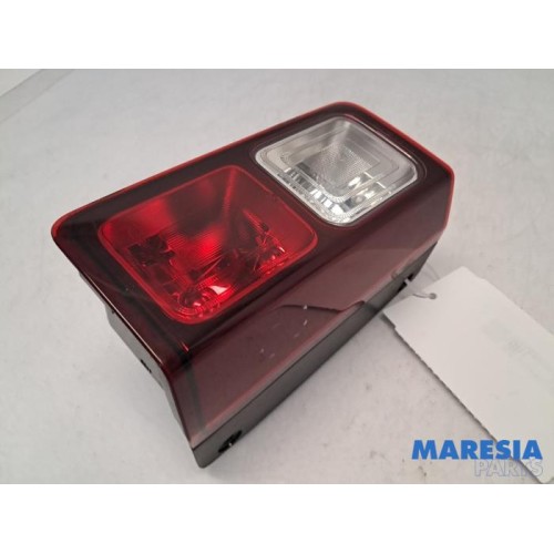 Opel - Vivaro - Reversing light, right