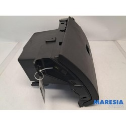 Opel - Vivaro - Glovebox