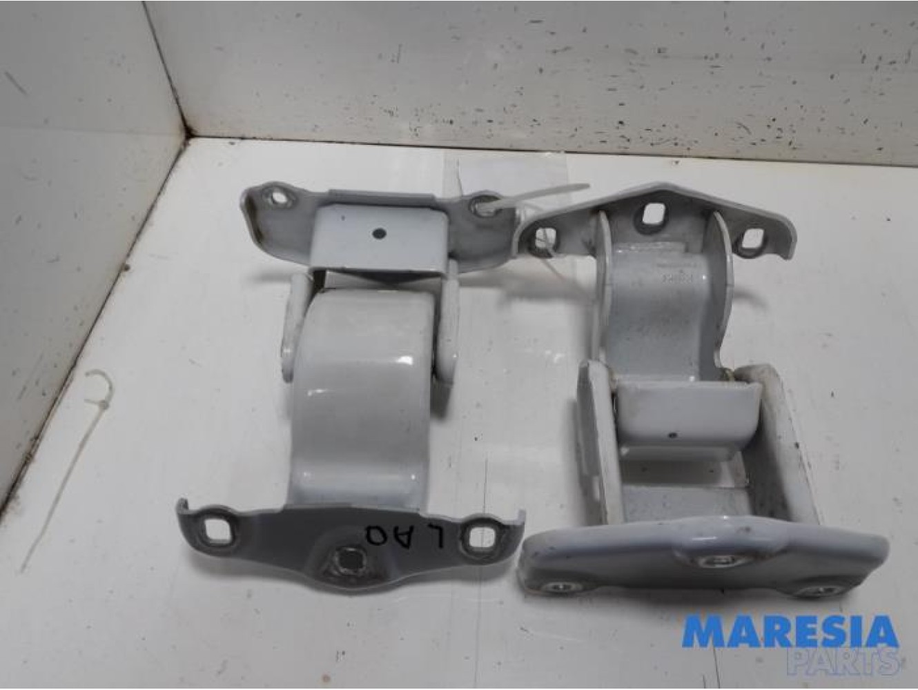 Opel - Vivaro - Scharnier- Set