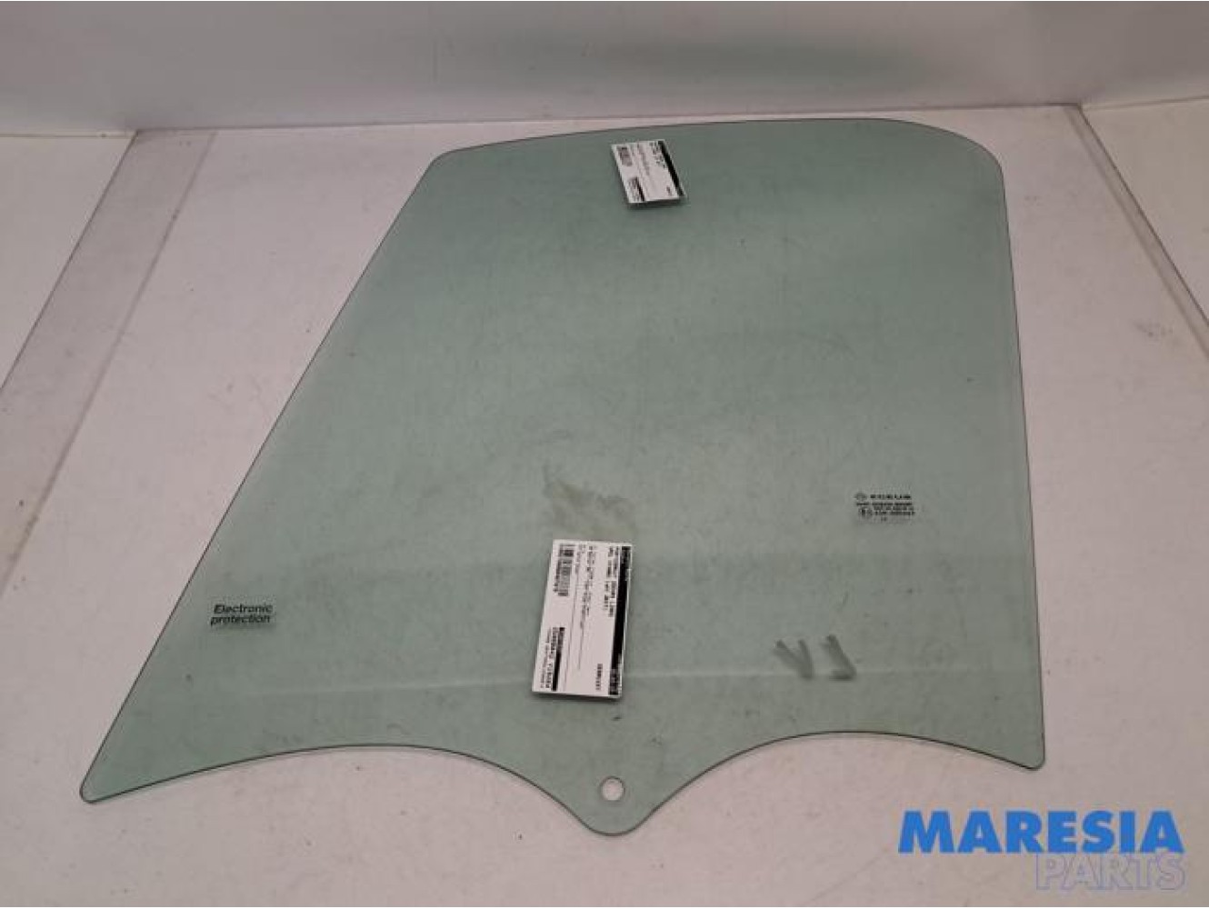 Opel - Vivaro - Portierruit 2Deurs links